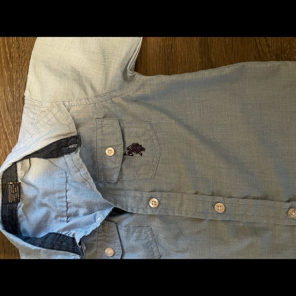 US Polo boys button up shirt. Light blue. Good condition. Size 4T - Picture 3 of 3